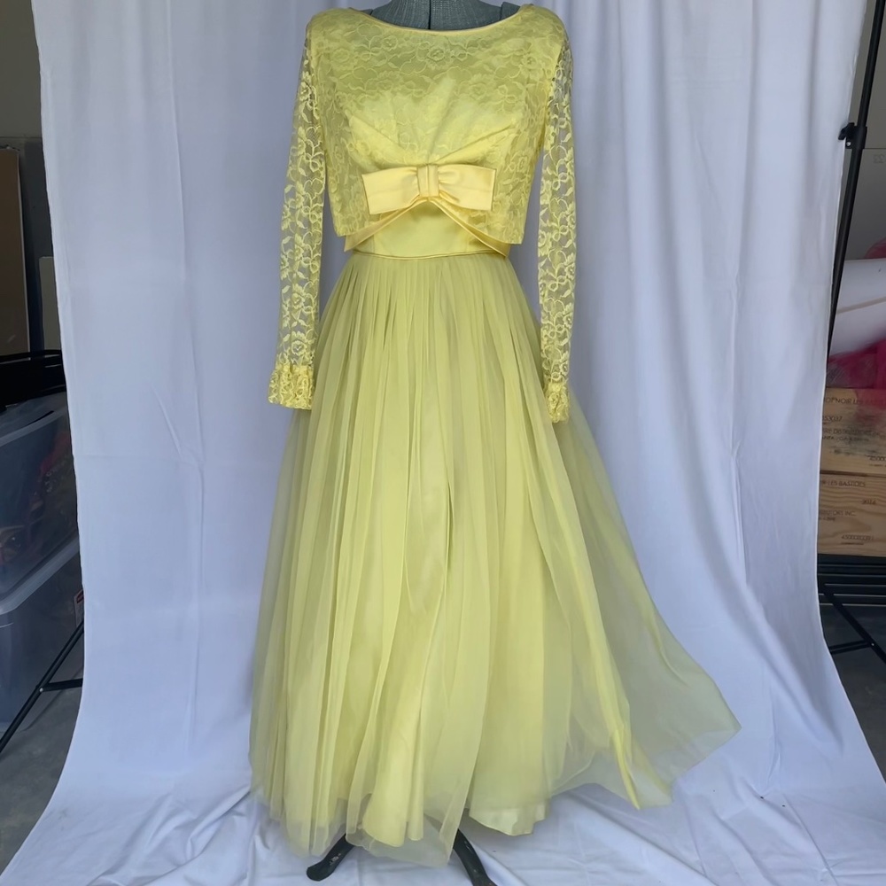 1960s / 70s Vintage Yellow Dress